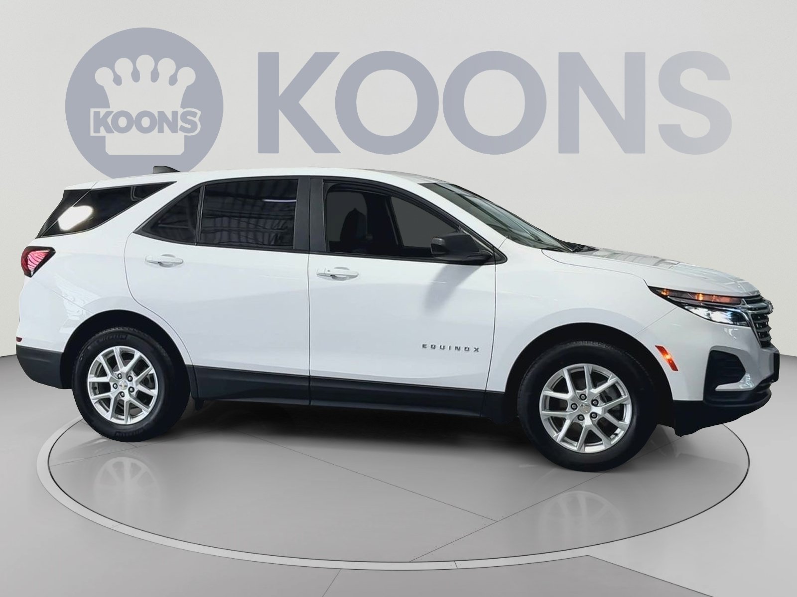 Used 2024 Chevrolet Equinox LS w/ LS Convenience Package FWD image 12