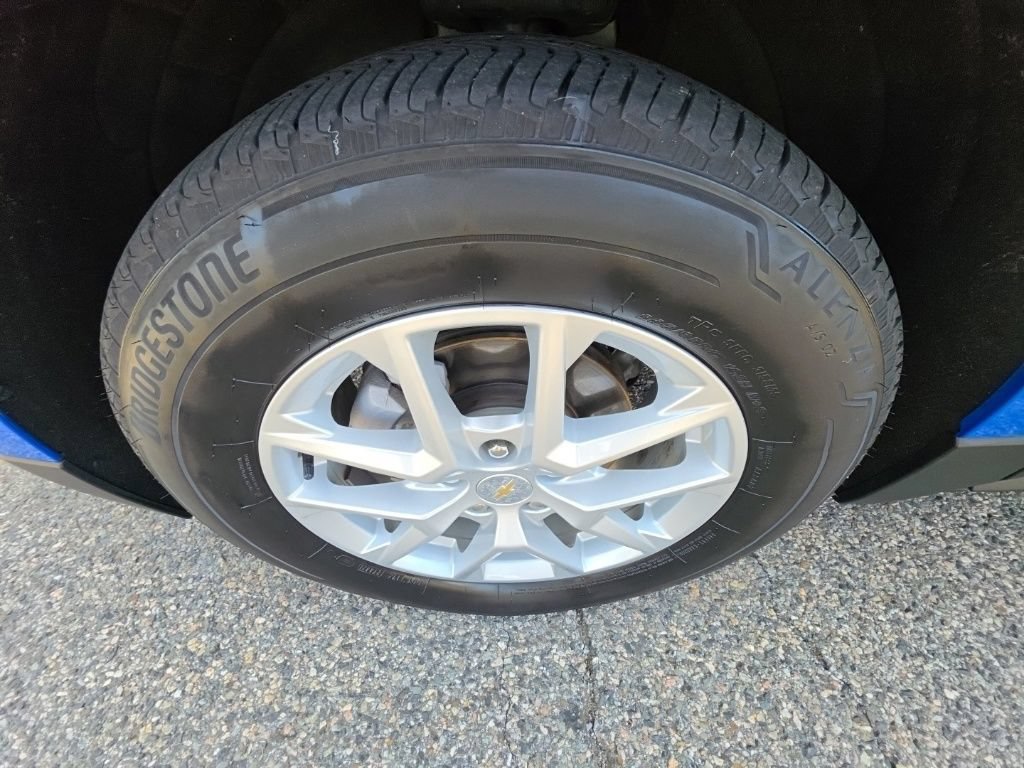 Used 2024 Chevrolet Equinox LT AWD/4WD image 34