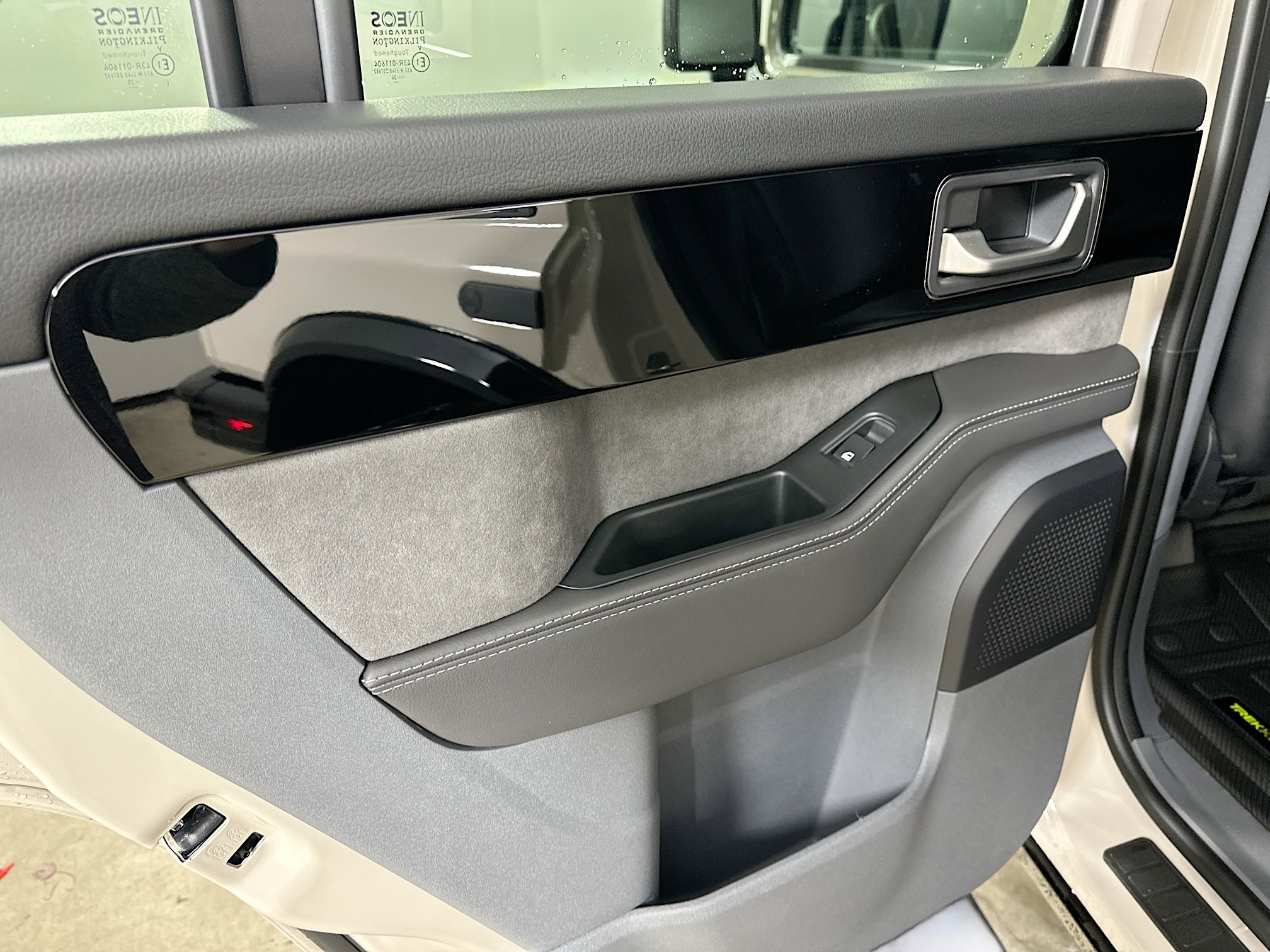 New 2025 INEOS Grenadier Fieldmaster Edition image 36