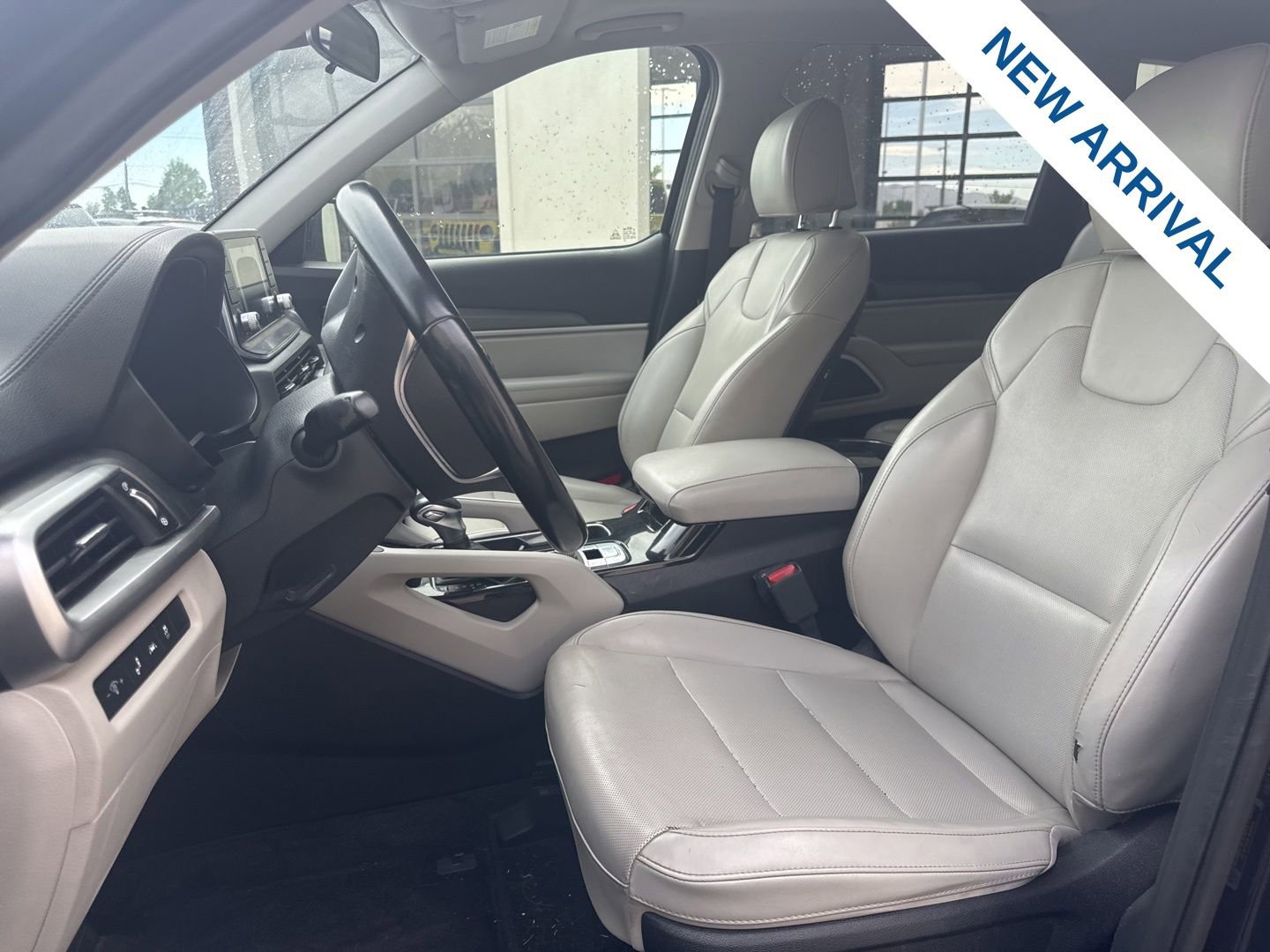 Used 2020 Kia Telluride S w/ S 8 Passenger Seating Package image 16