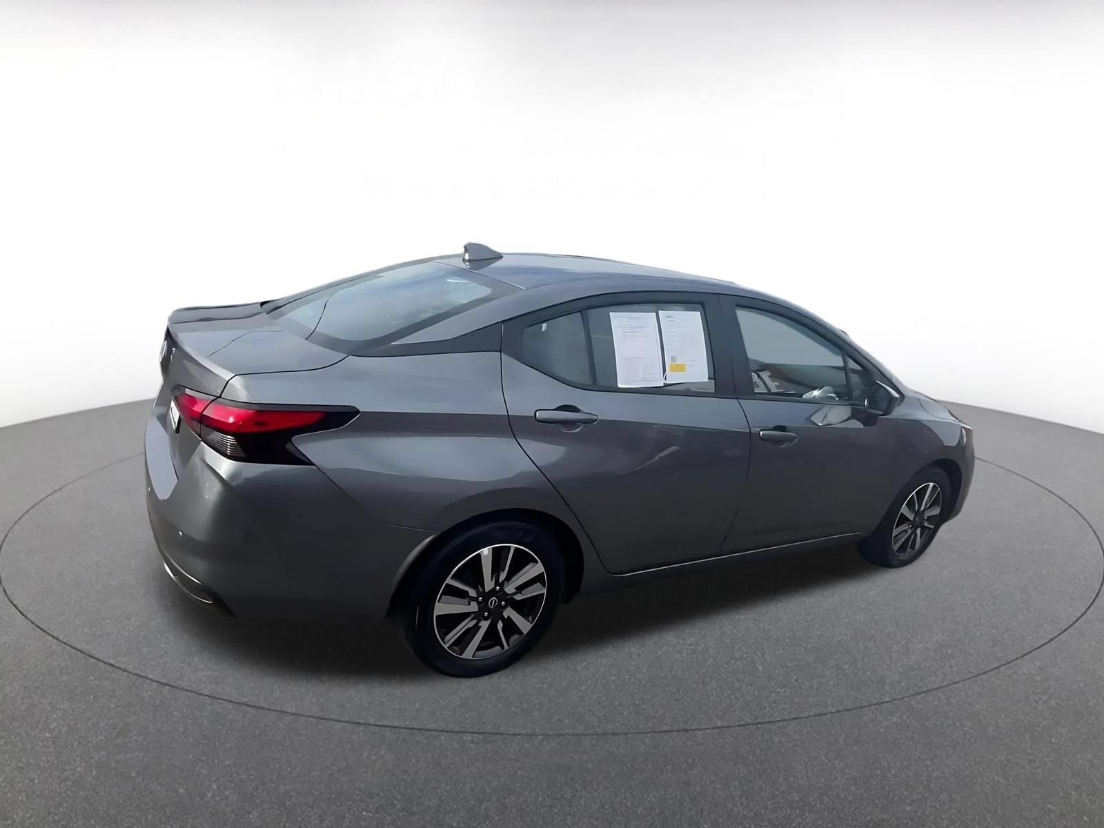 Used 2025 Nissan Versa SV FWD image 15