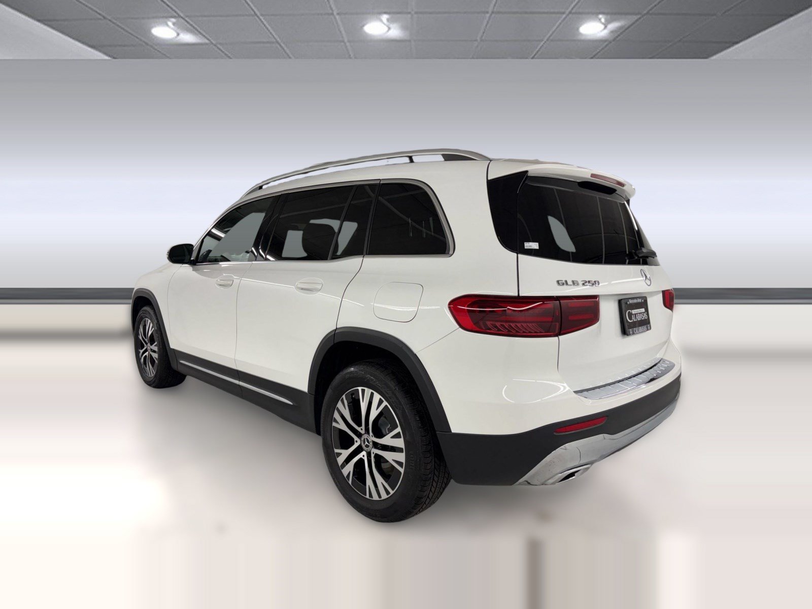 Certified 2026 Mercedes-Benz GLB 250 image 3