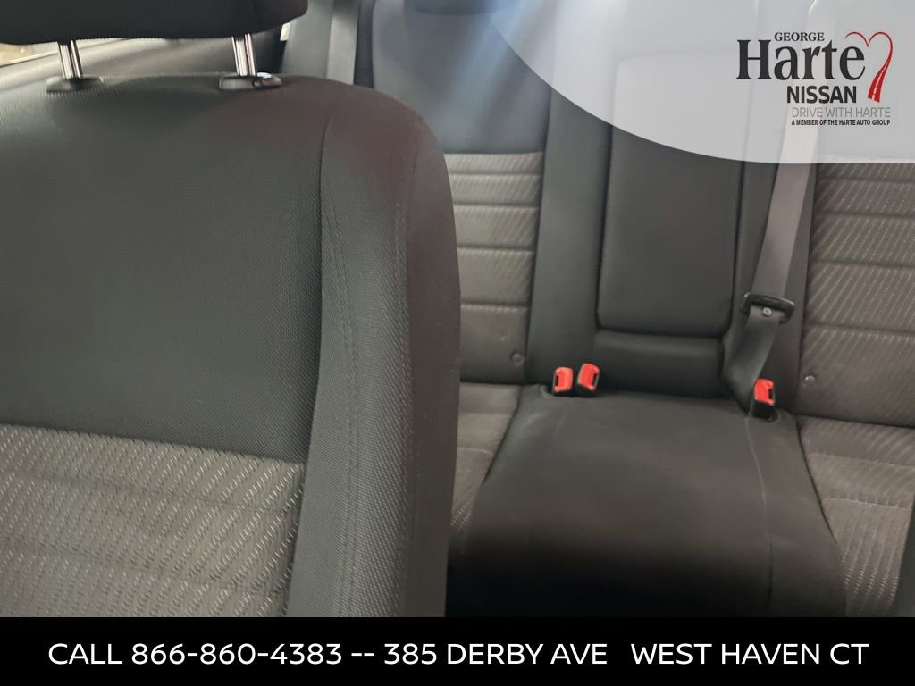 Used 2017 Toyota Camry LE image 33