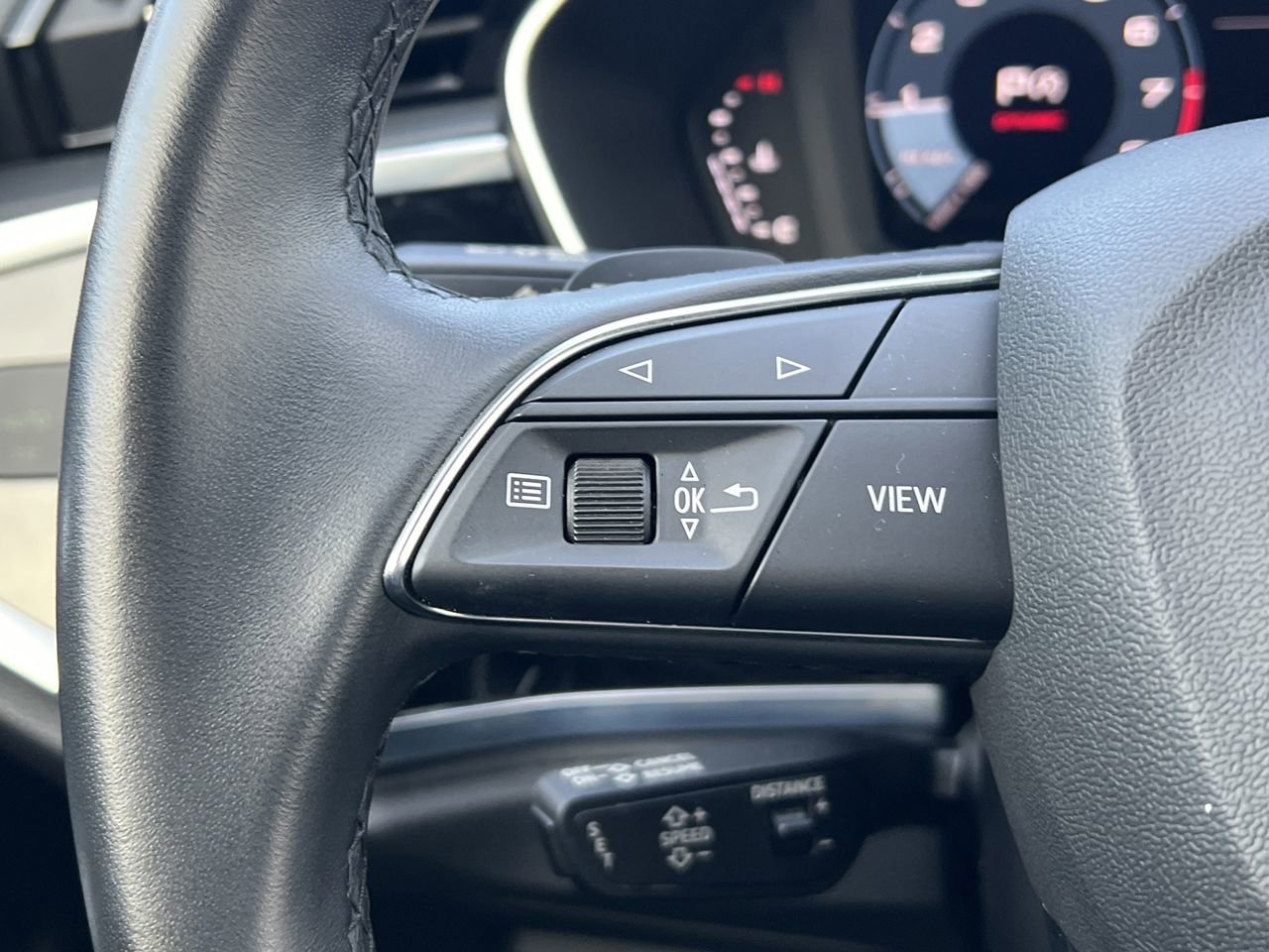 Used 2024 Audi Q3 2.0T Premium image 14