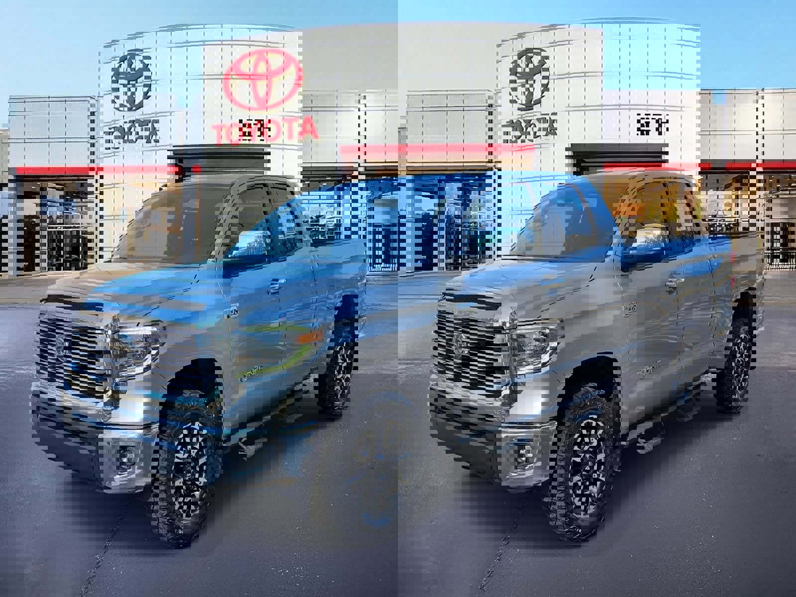 Used 2018 Toyota Tundra Limited w/ TRD Off Road Package image 1