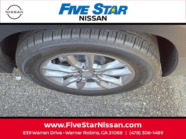 Used 2024 GMC Terrain SLT image 6