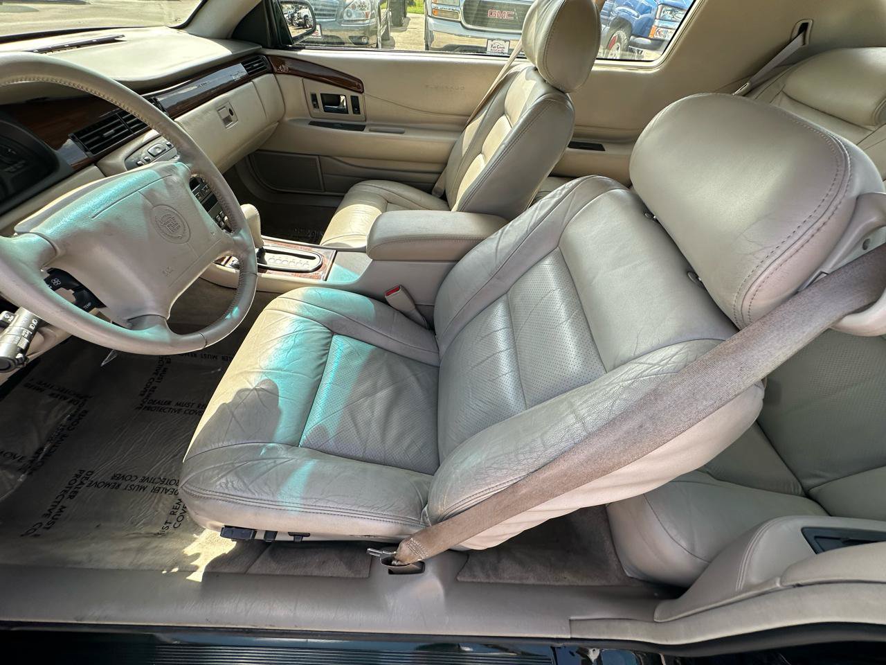 Used 2000 Cadillac Eldorado Touring FWD image 40