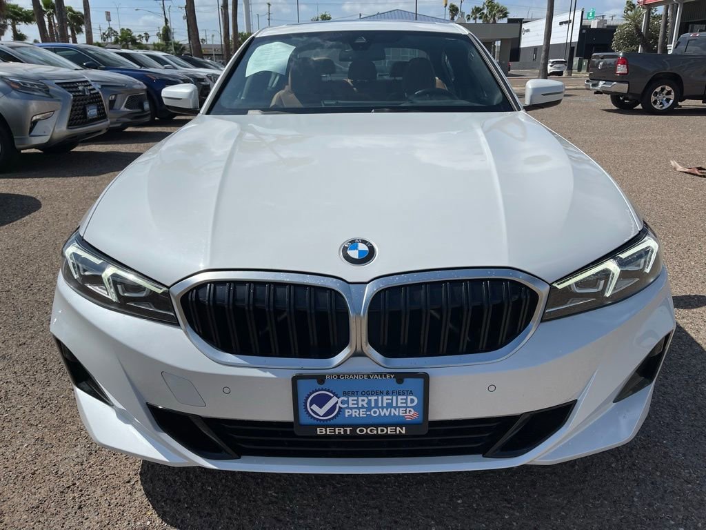 Used 2023 BMW 330i Sedan w/ Premium Package image 2
