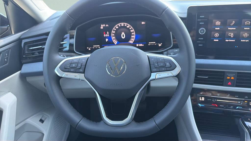 New 2027 Volkswagen Jetta SE FWD image 11
