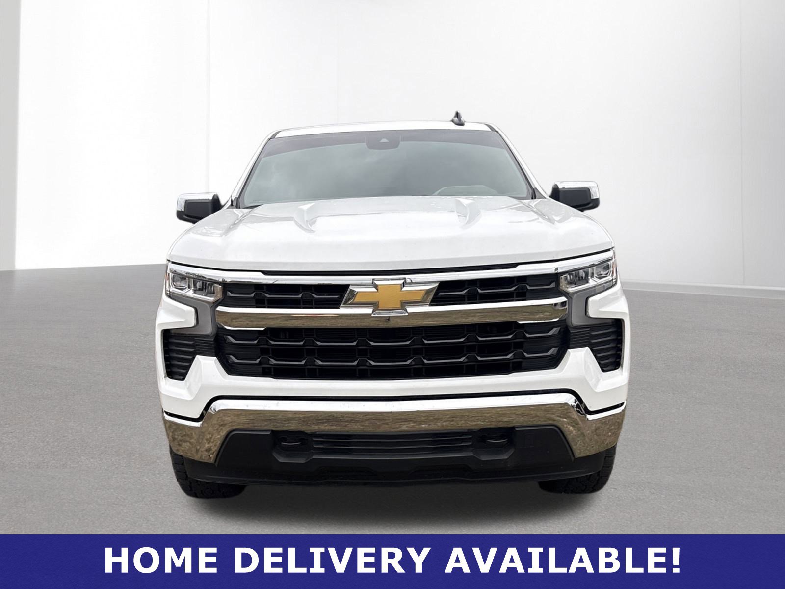 Used 2025 Chevrolet Silverado 1500 LT image 2