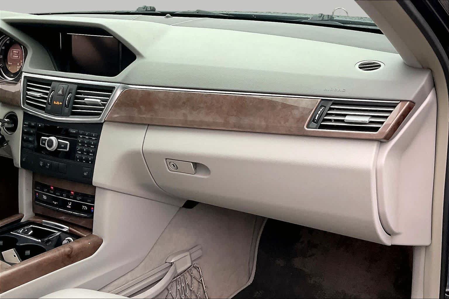 Used 2011 Mercedes-Benz E 350 Sedan image 18
