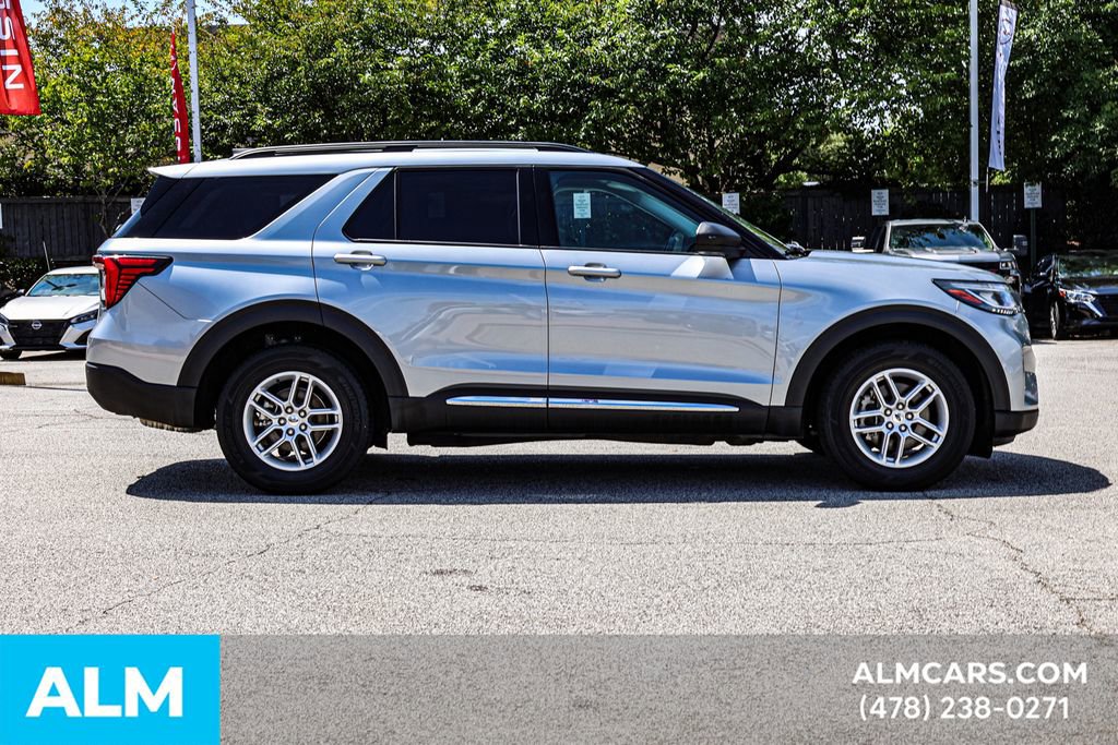 Used 2025 Ford Explorer Active image 11