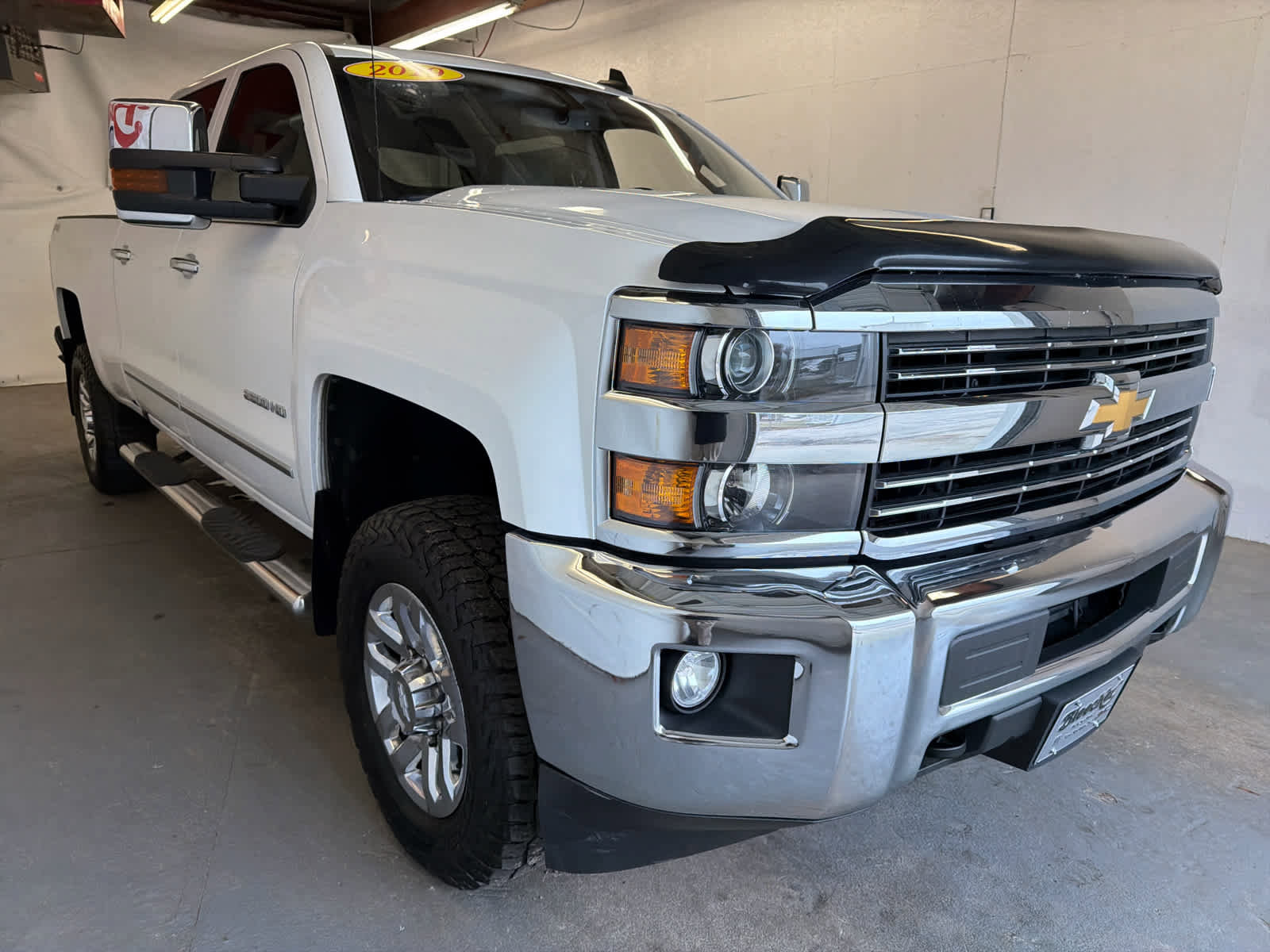Used 2019 Chevrolet Silverado 2500 LTZ AWD/4WD image 4