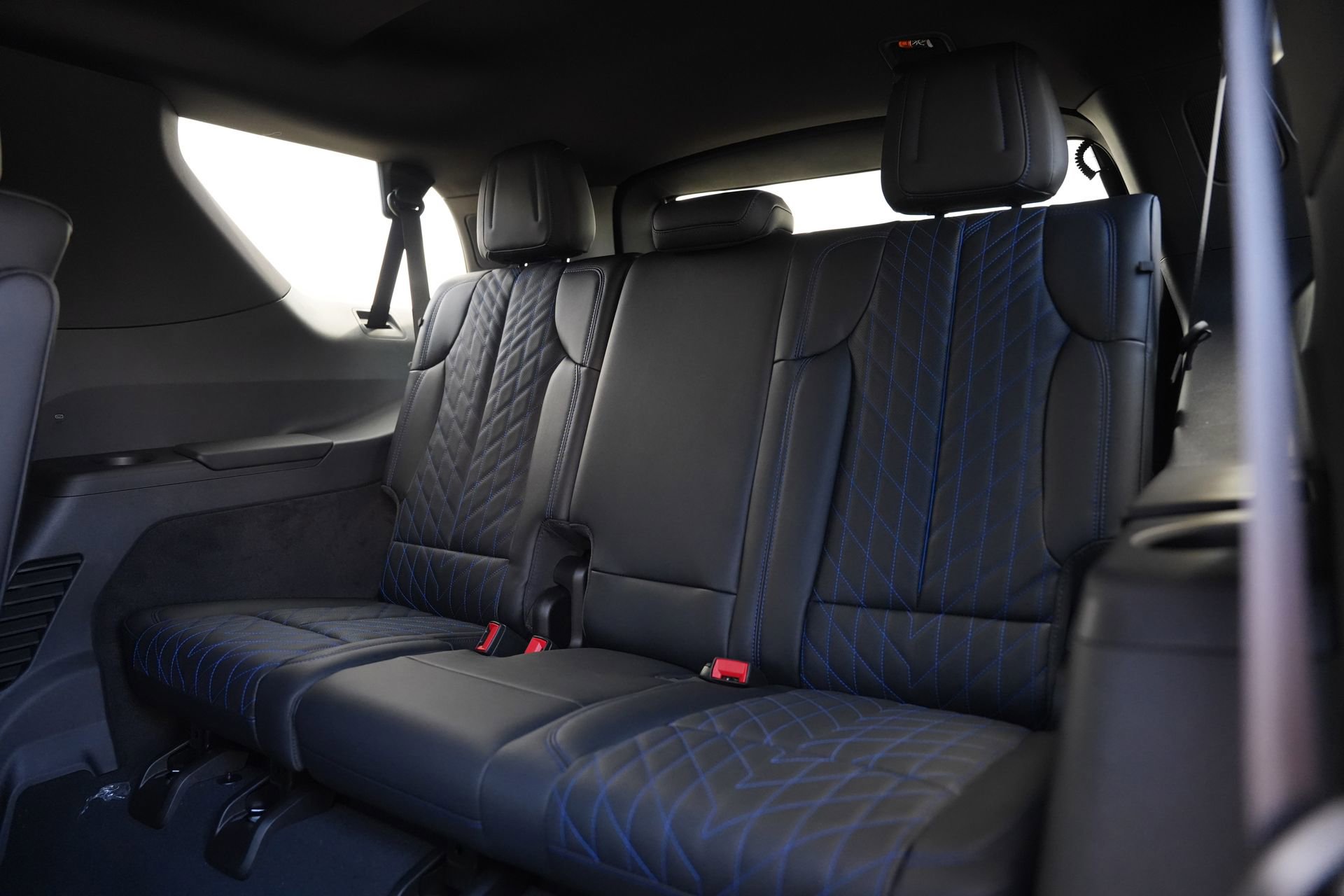 New 2026 Cadillac Escalade IQL Sport 1 w/ LPO, ONYX Package image 19