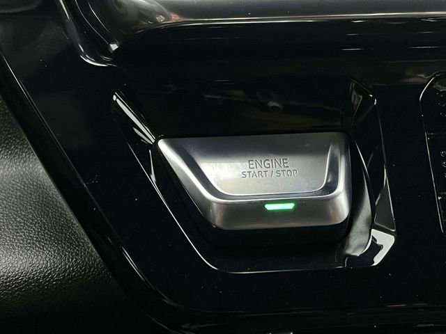 Used 2025 GMC Sierra 2500 Denali Ultimate image 38