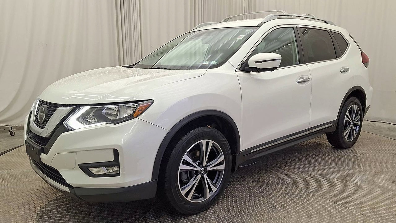 Used 2018 Nissan Rogue SL image 7