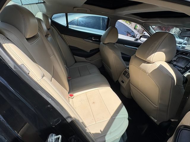 Used 2020 Nissan Maxima 3.5 SL w/ Floor Mat Group FWD image 13