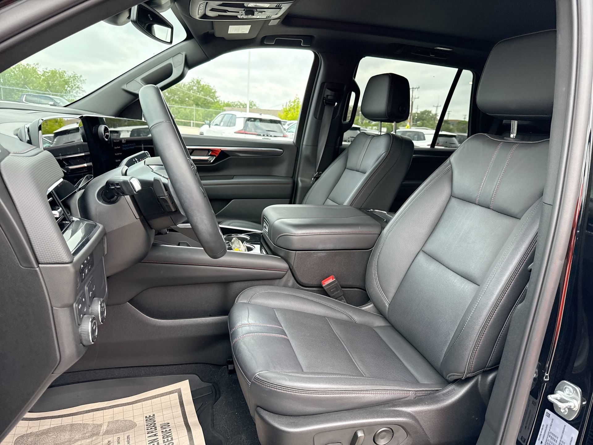 Used 2025 Chevrolet Tahoe RST w/ RST Capability Package AWD/4WD image 13