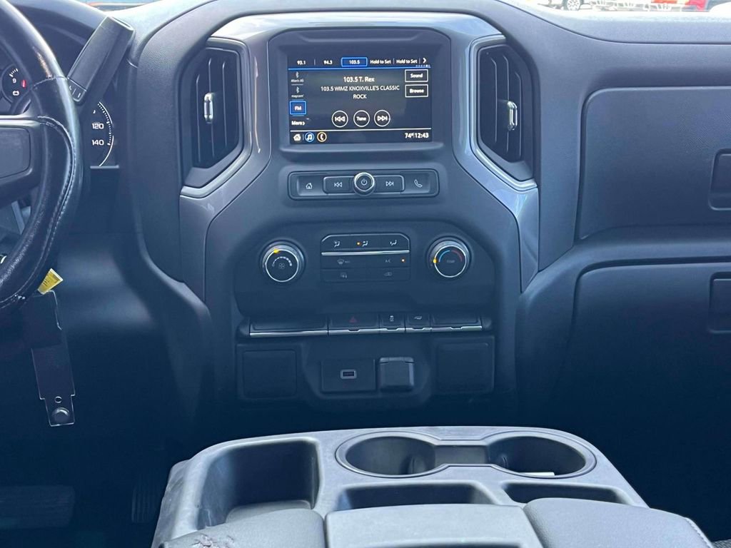 Used 2019 Chevrolet Silverado 1500 Custom w/ Trailering Package image 13