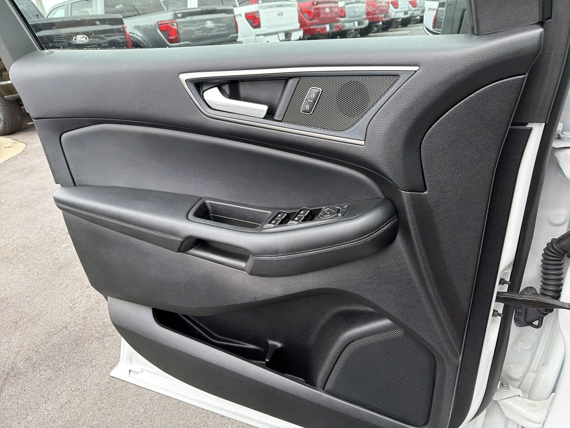 Certified 2024 Ford Edge SEL image 14