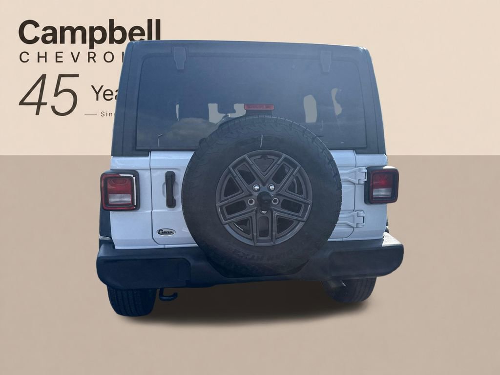 Used 2025 Jeep Wrangler Unlimited Sport AWD/4WD image 4