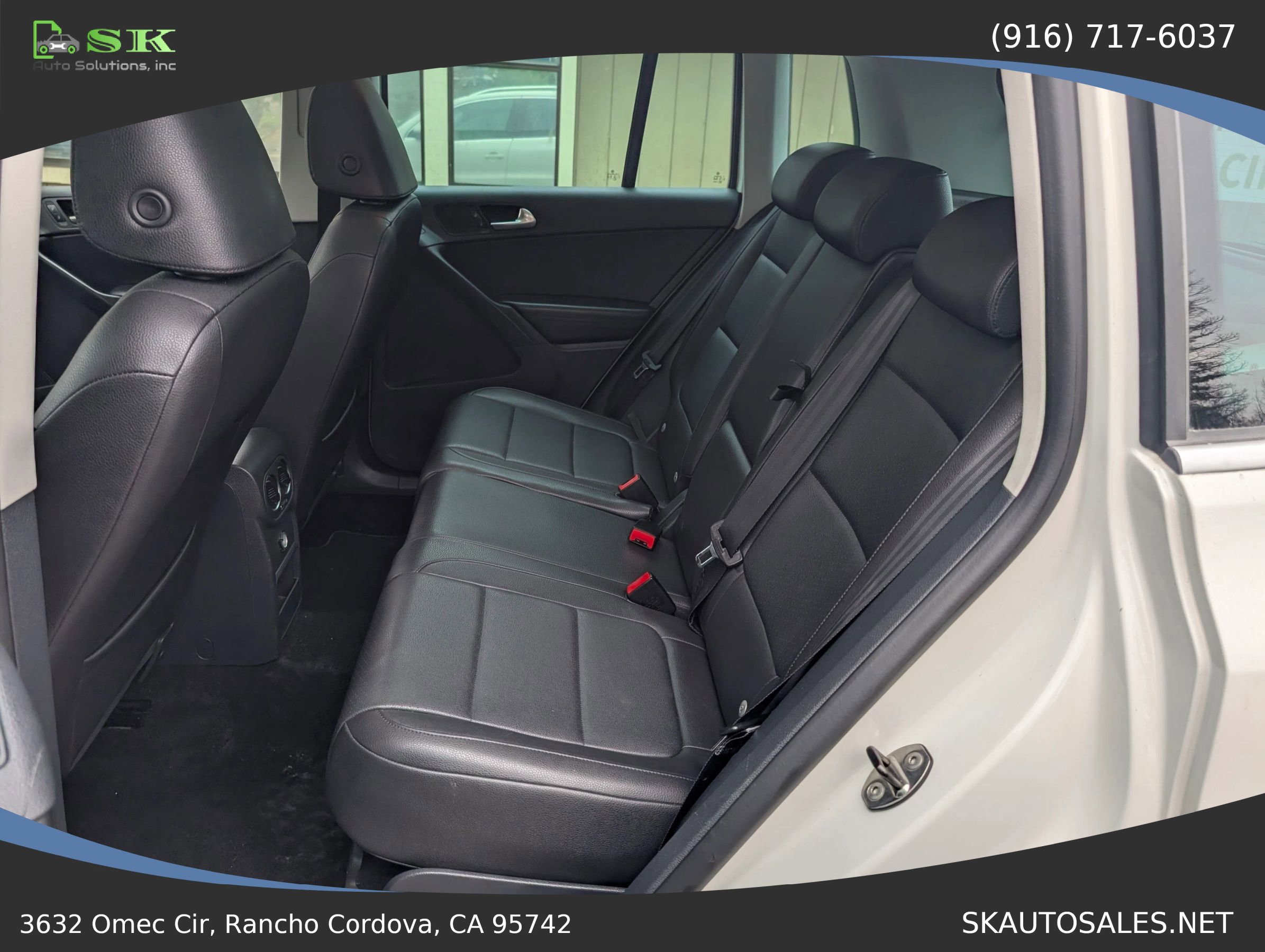 Used 2011 Volkswagen Tiguan S image 20