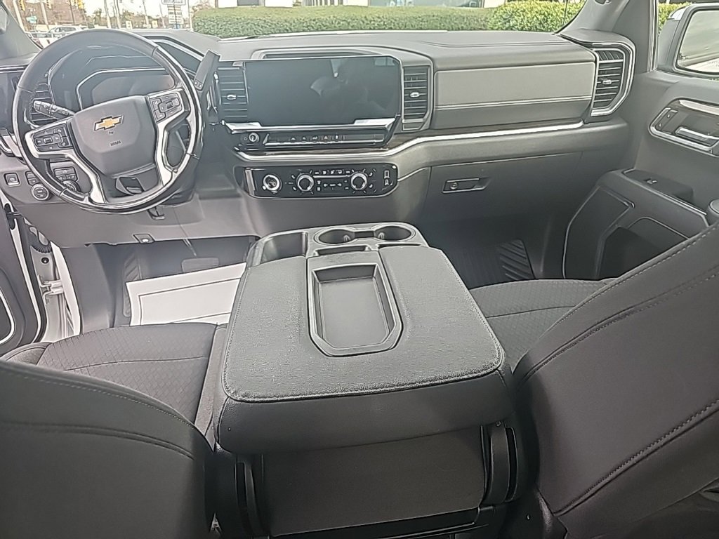 Used 2022 Chevrolet Silverado 1500 LT image 12