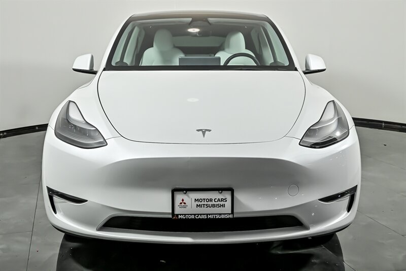 Used 2023 Tesla Model Y Long Range AWD/4WD image 4