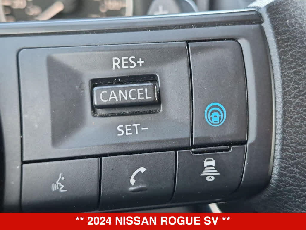 Used 2024 Nissan Rogue SV FWD image 23