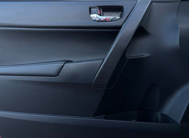 Used 2017 Toyota Corolla L image 12