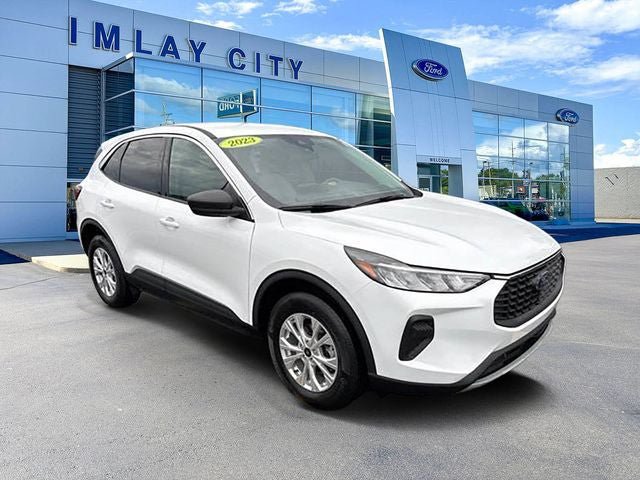 Used 2023 Ford Escape Active w/ Tech Pack #1 AWD/4WD image 1