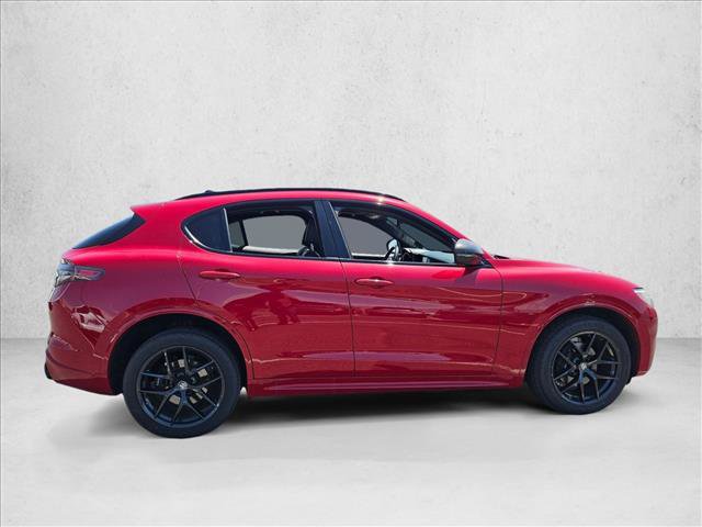 Used 2021 Alfa Romeo Stelvio Ti Sport AWD/4WD video 3