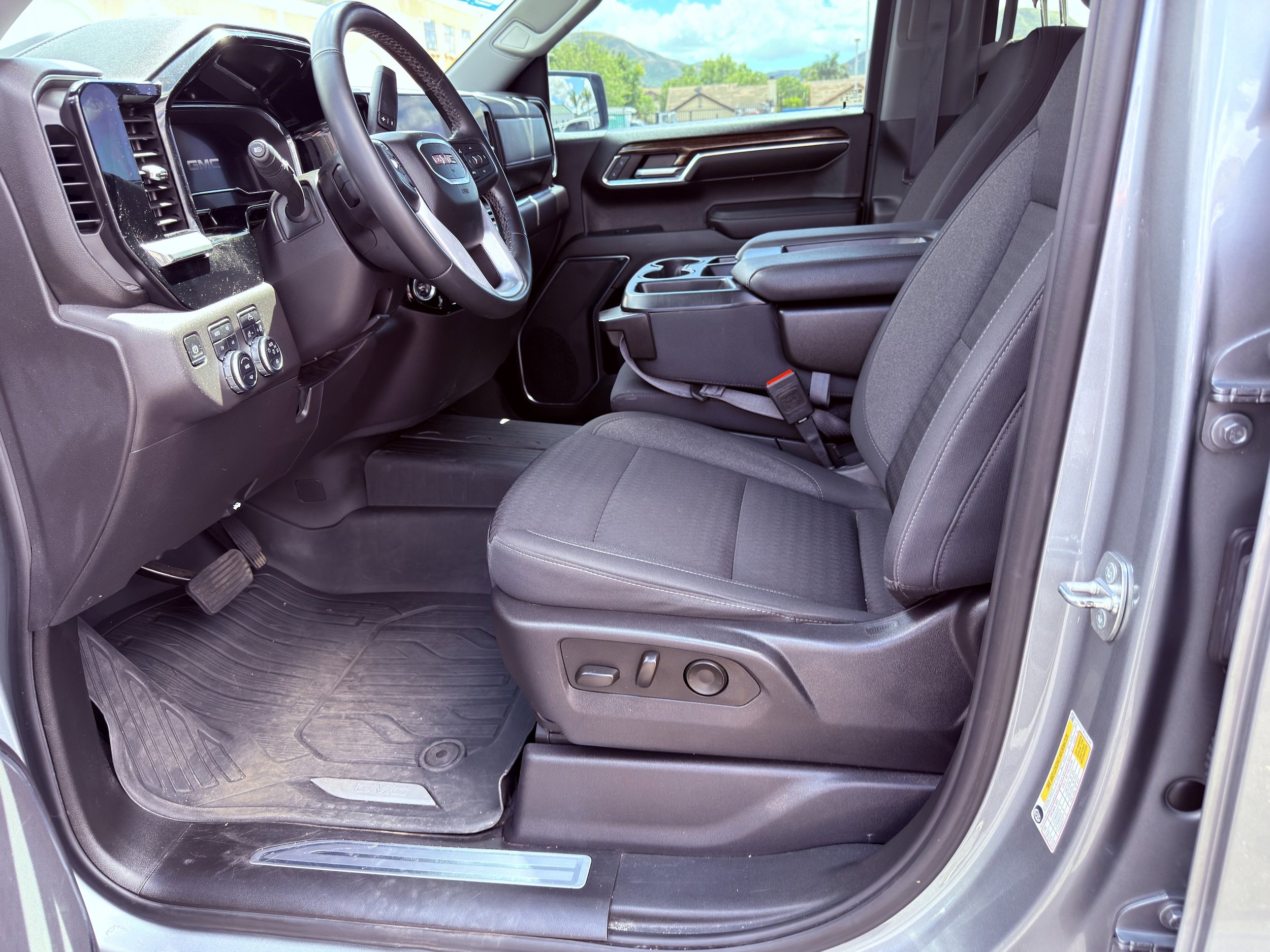 Used 2024 GMC Sierra 1500 Elevation AWD/4WD image 26