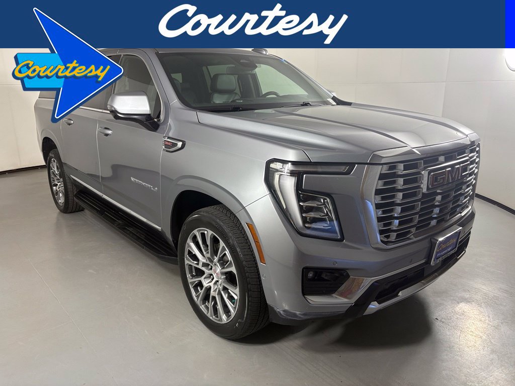 Used 2025 GMC Yukon XL Denali AWD/4WD image 1