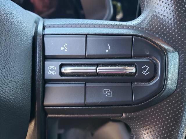 Used 2024 Chevrolet Colorado W/T w/ Safety Package RWD image 22