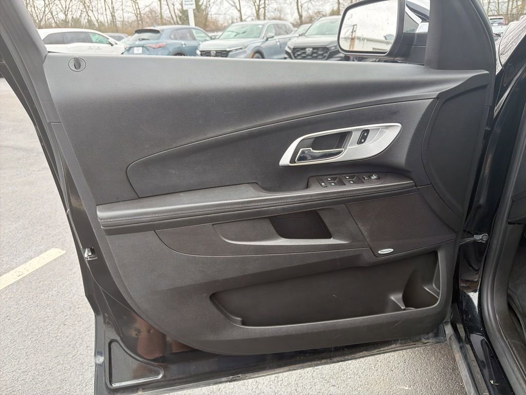 Used 2016 Chevrolet Equinox LTZ w/ Enhanced Convenience Package AWD/4WD image 18