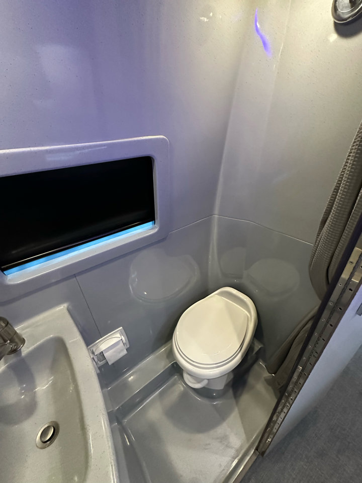 Used 2024 Mercedes-Benz Sprinter 3500 image 53