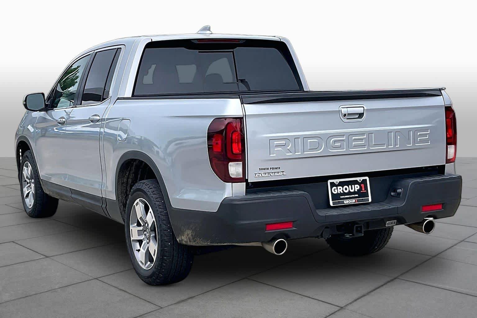 Used 2025 Honda Ridgeline RTL image 12
