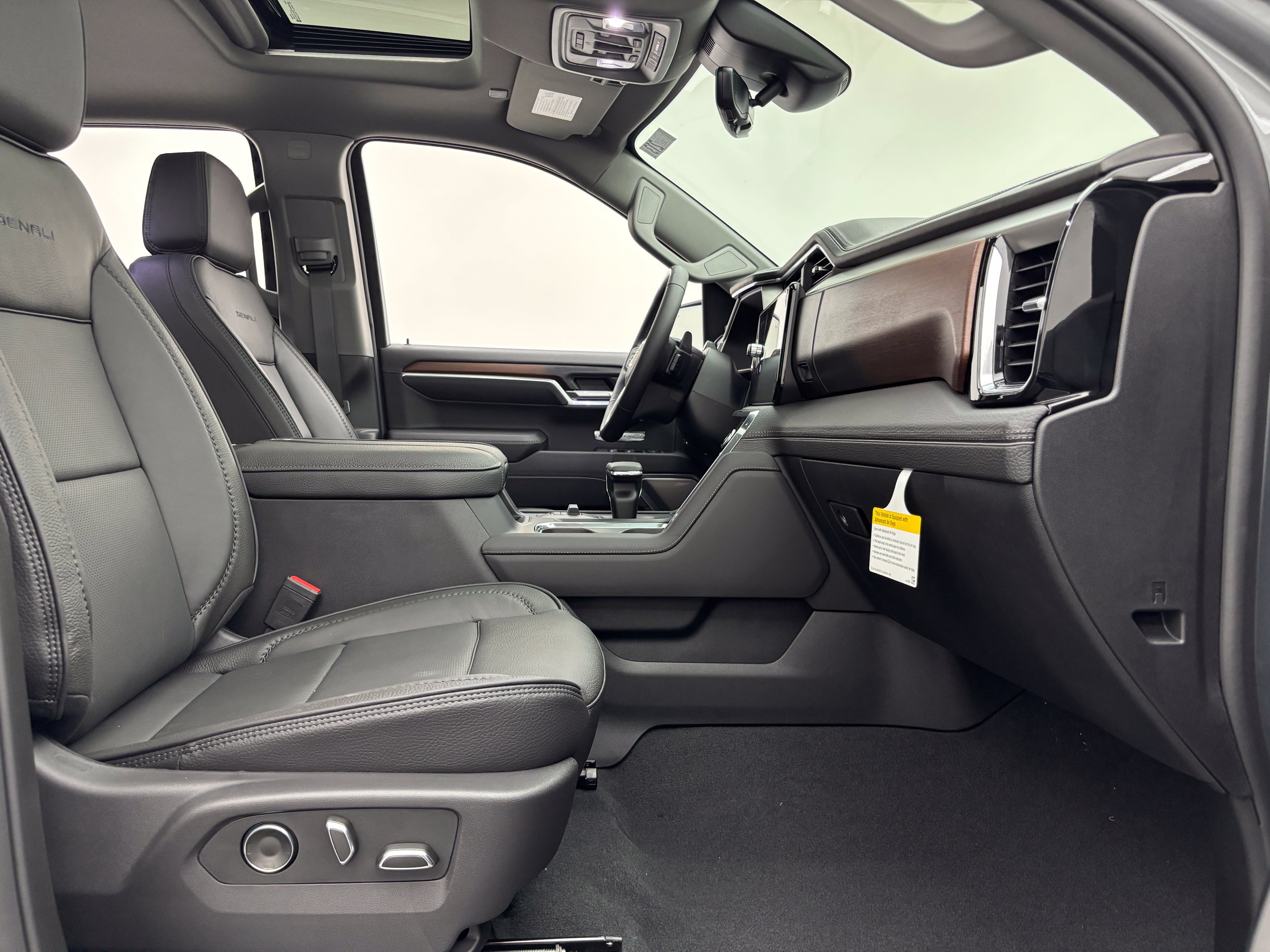 New 2026 GMC Sierra 1500 Denali AWD/4WD image 37