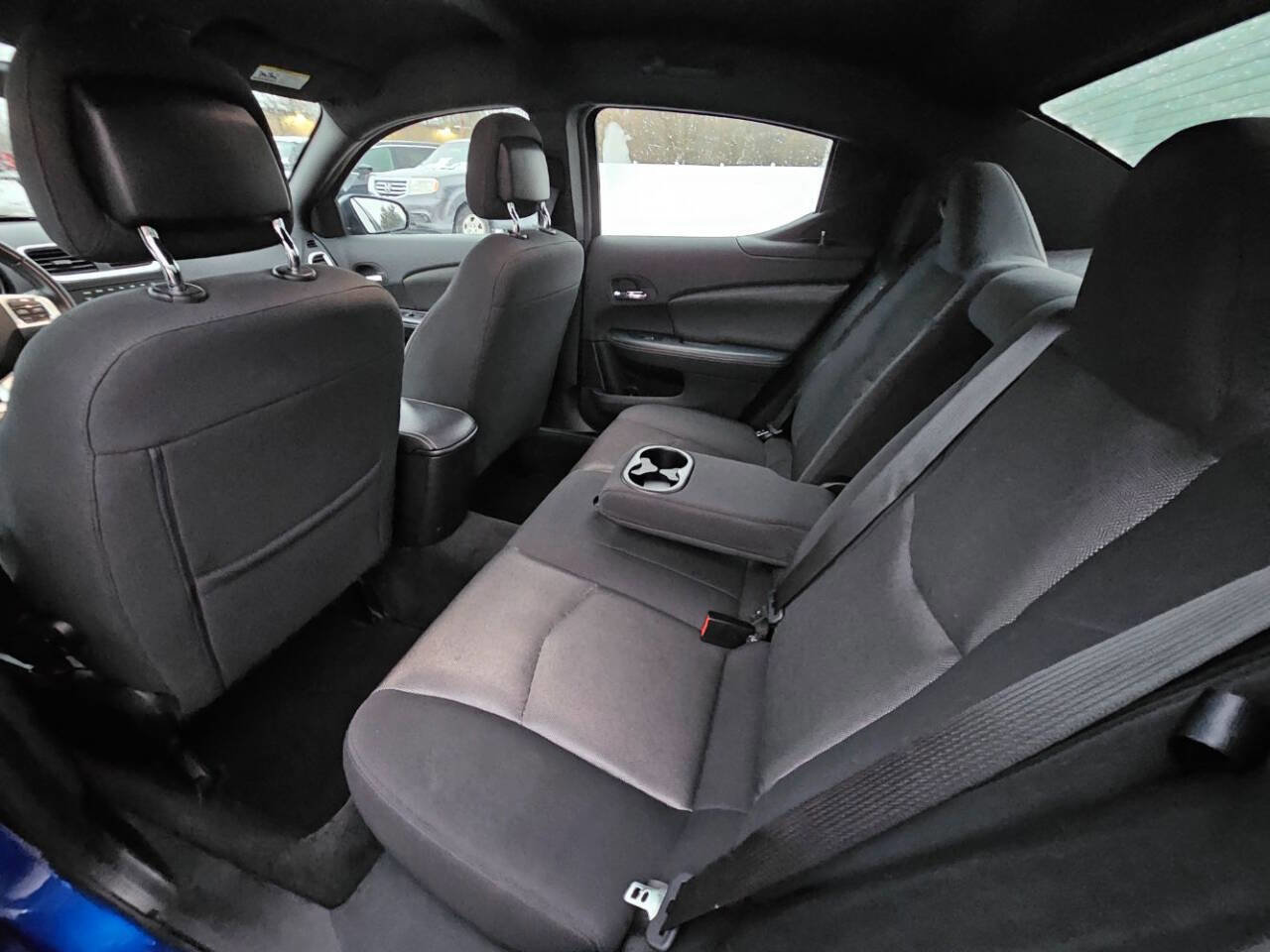 Used 2014 Dodge Avenger SXT image 28