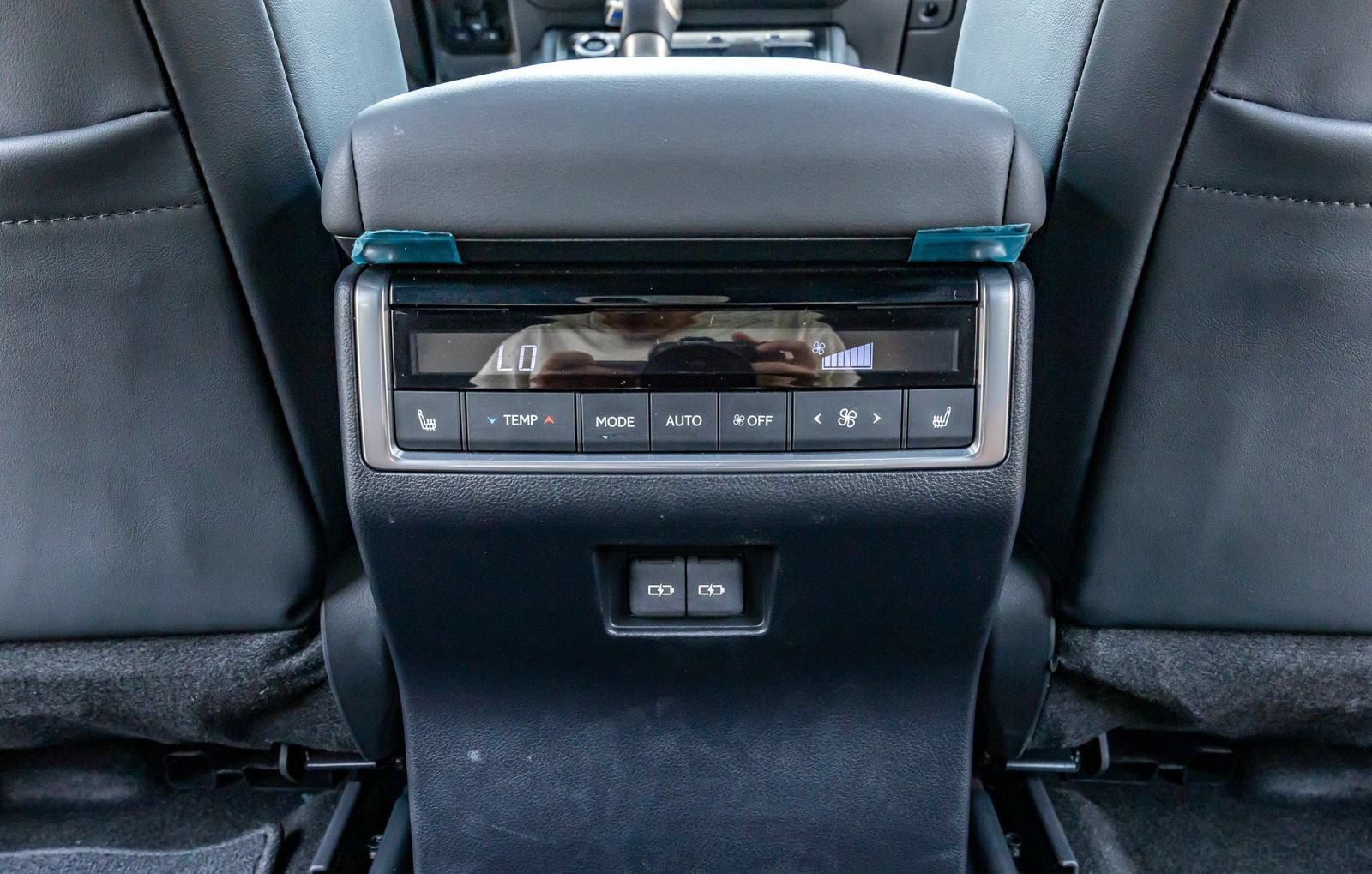 Used 2024 Lexus GX 550 w/ Accessory Package (Z1) AWD/4WD image 34