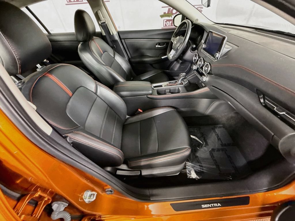 Certified 2024 Nissan Sentra SR w/ SR Premium Package FWD image 31