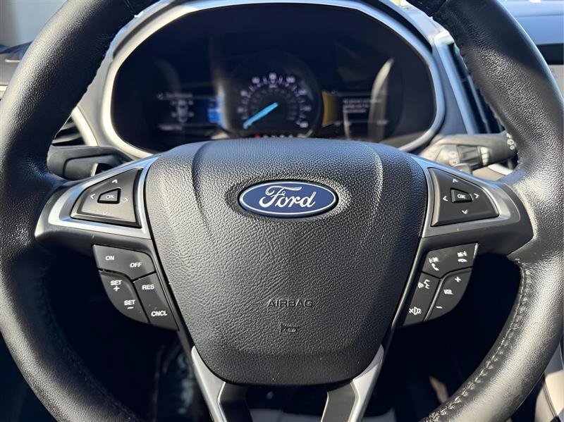 Used 2018 Ford Edge SEL w/ Equipment Group 201A FWD image 46