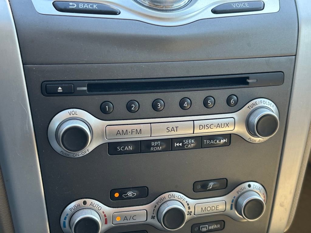 Used 2014 Nissan Murano SV w/ Value Package image 27