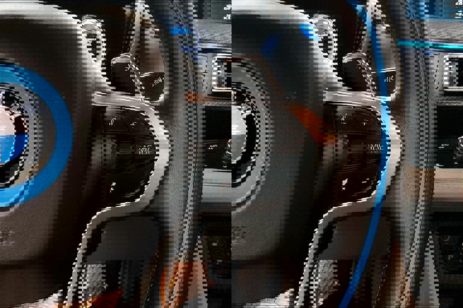 Used 2019 BMW i8 Coupe image 20