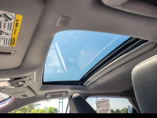 Used 2020 Lexus RX 450h AWD w/ Premium Package image 17