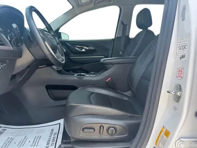 Used 2023 GMC Terrain AT4 AWD/4WD image 9