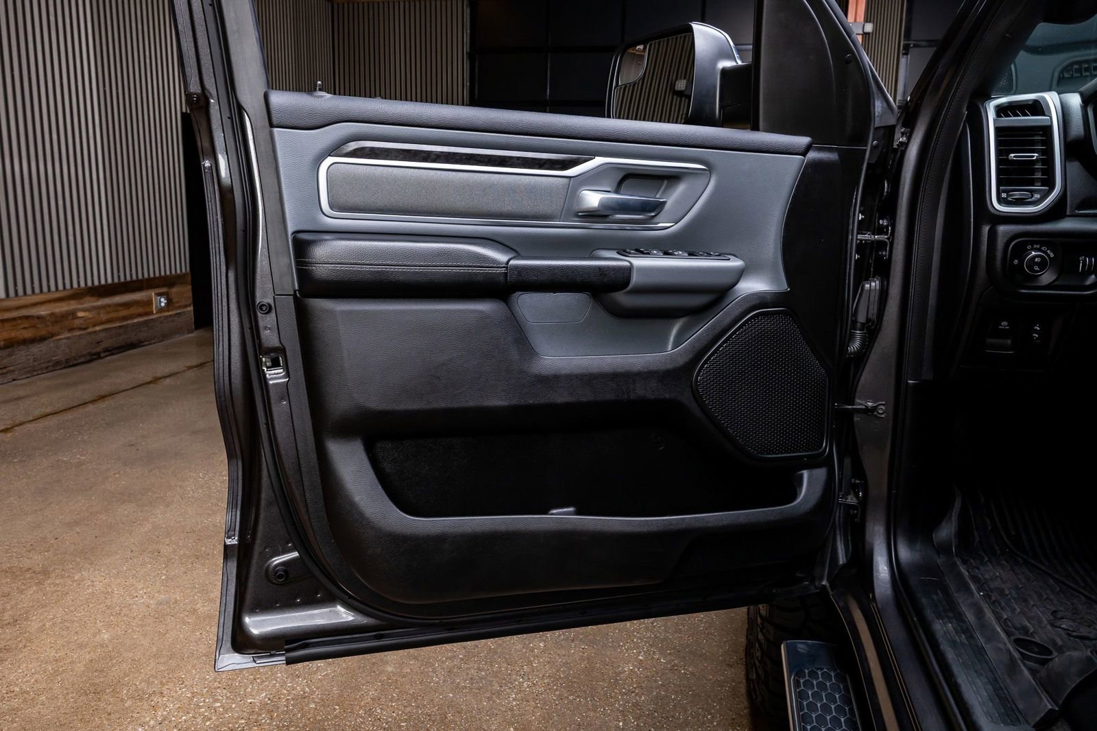 Used 2022 RAM 1500 Lone Star RWD image 36