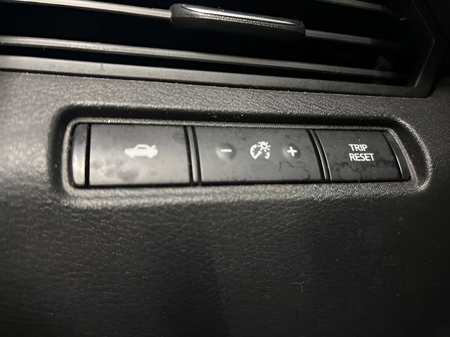 Used 2024 Nissan Altima 2.5 SV image 22