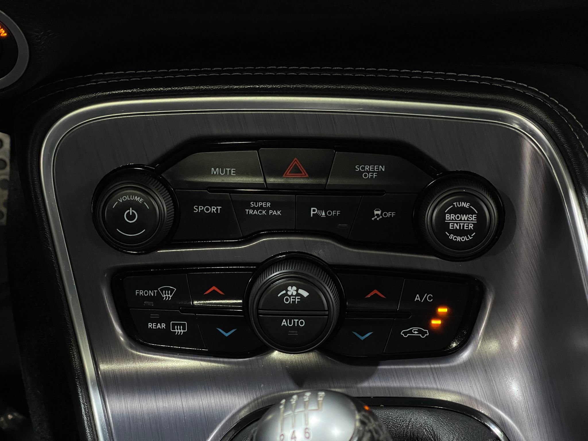 Used 2018 Dodge Challenger R/T Scat Pack RWD image 24